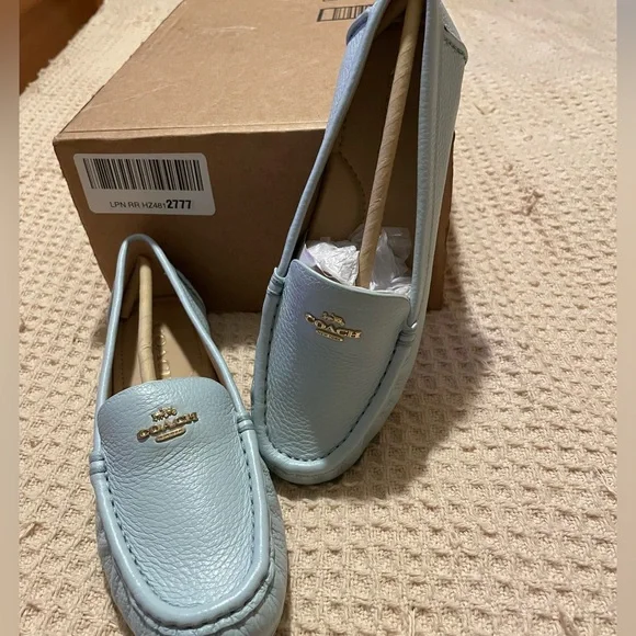 Coach Flats - Baby Blue Sz 5.5 - Picture 1 of 3